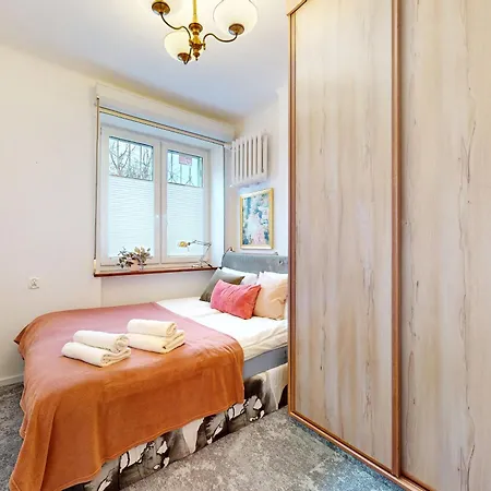 Apartment Sunny Corner Saska Kepa Warsaw